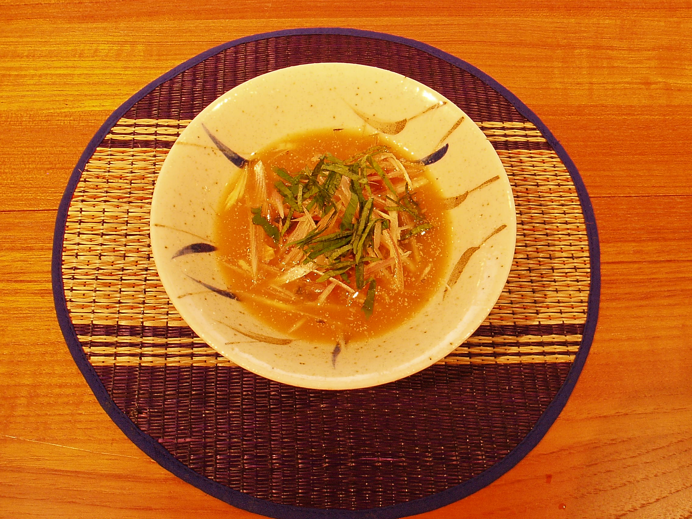 暑い夏に火を使わない、ひんやり料理第2弾！サバみそ煮缶の冷や汁