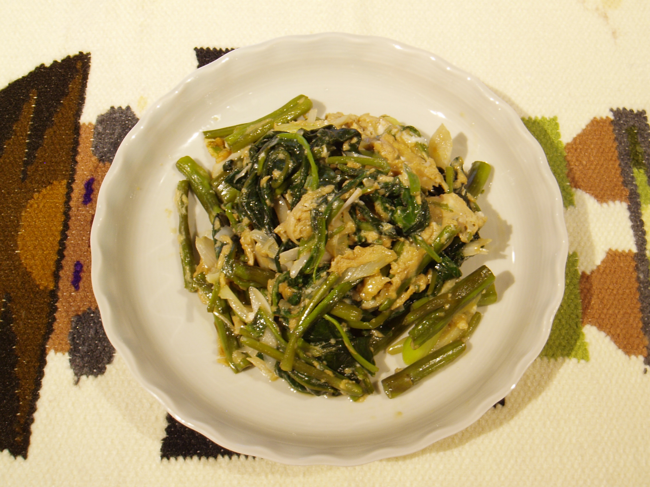 中国野菜の空芯菜は栄養たっぷり。美肌、スタミナ、そして貧血防止も。