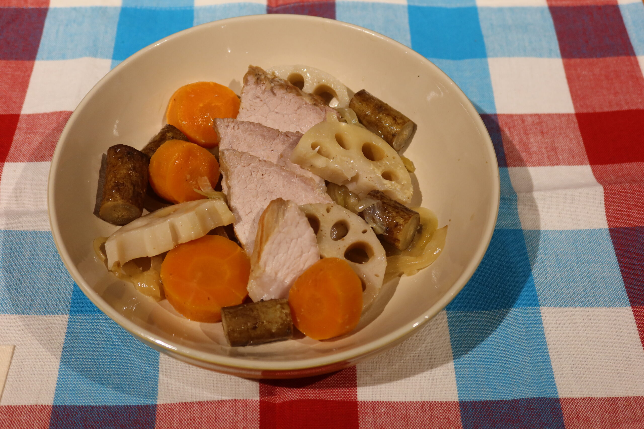 食事会の季節到来！ブロック肉でおもてなし